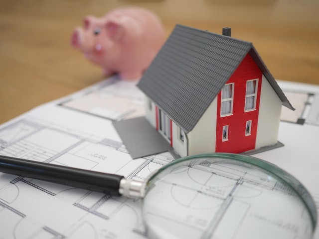Czy warto zgodzić się na stałe oprocentowanie kredytów hipotecznych?