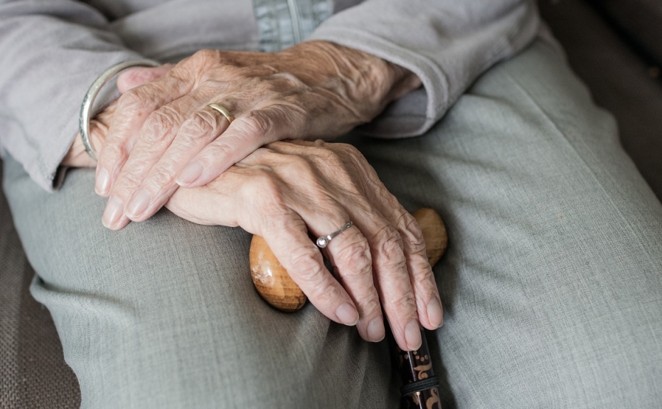 Objawy choroby Alzheimera: kluczowe sygnały, które mogą świadczyć o postępującym schorzeniu