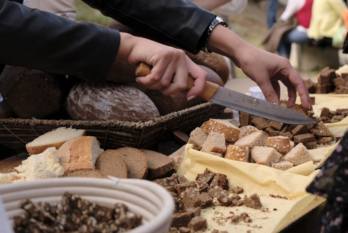 Dieta 1000 kcal – analiza skuteczności i ryzyka dla zdrowia oraz propozycja rozmieszczenia kalorii w codziennych posiłkach